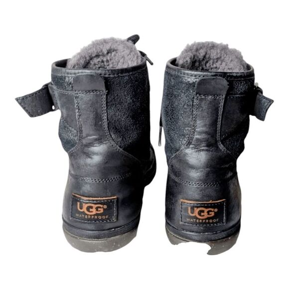 UGG Cecile Lace-Up Waterproof Ankle Boot Size 9 - Picture 5 of 9